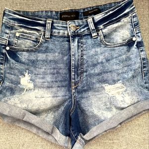 Kyle & Kendall Jean shorts size 7 in women